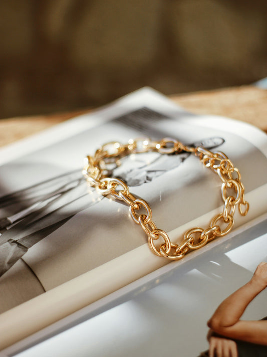Zovellea Bold Gold Link Chain Bracelet